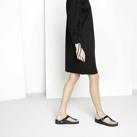 Birkenstock Gizeh Sandals - Picture 3 of 12